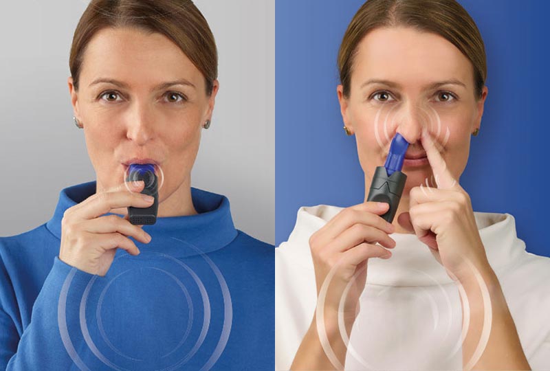 Frau wendet RC-FIT DUO einmal über den Mund und einmal über die Nase an